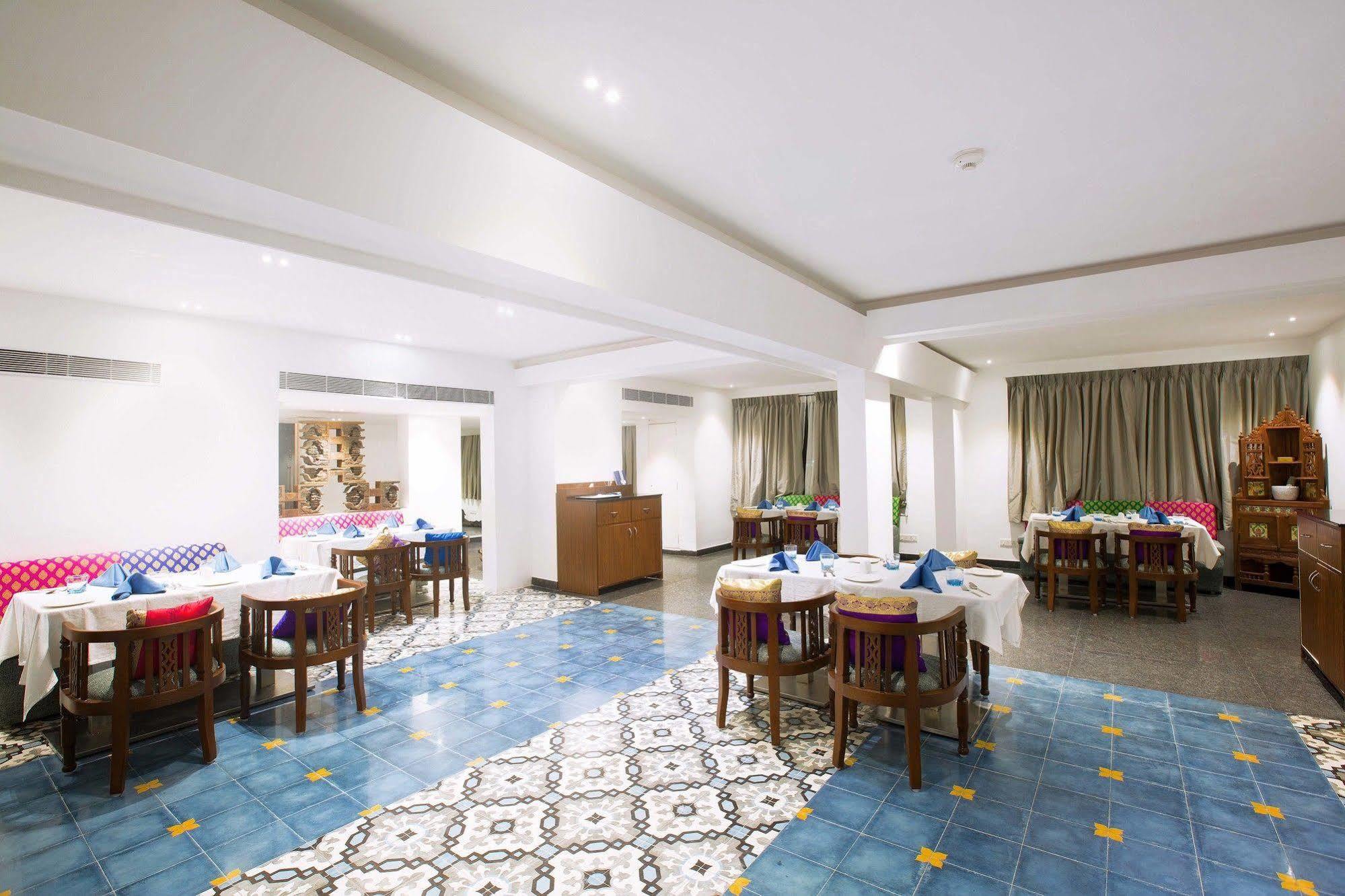 Regenta Central Deccan Chennai, Royapettah Eksteriør billede