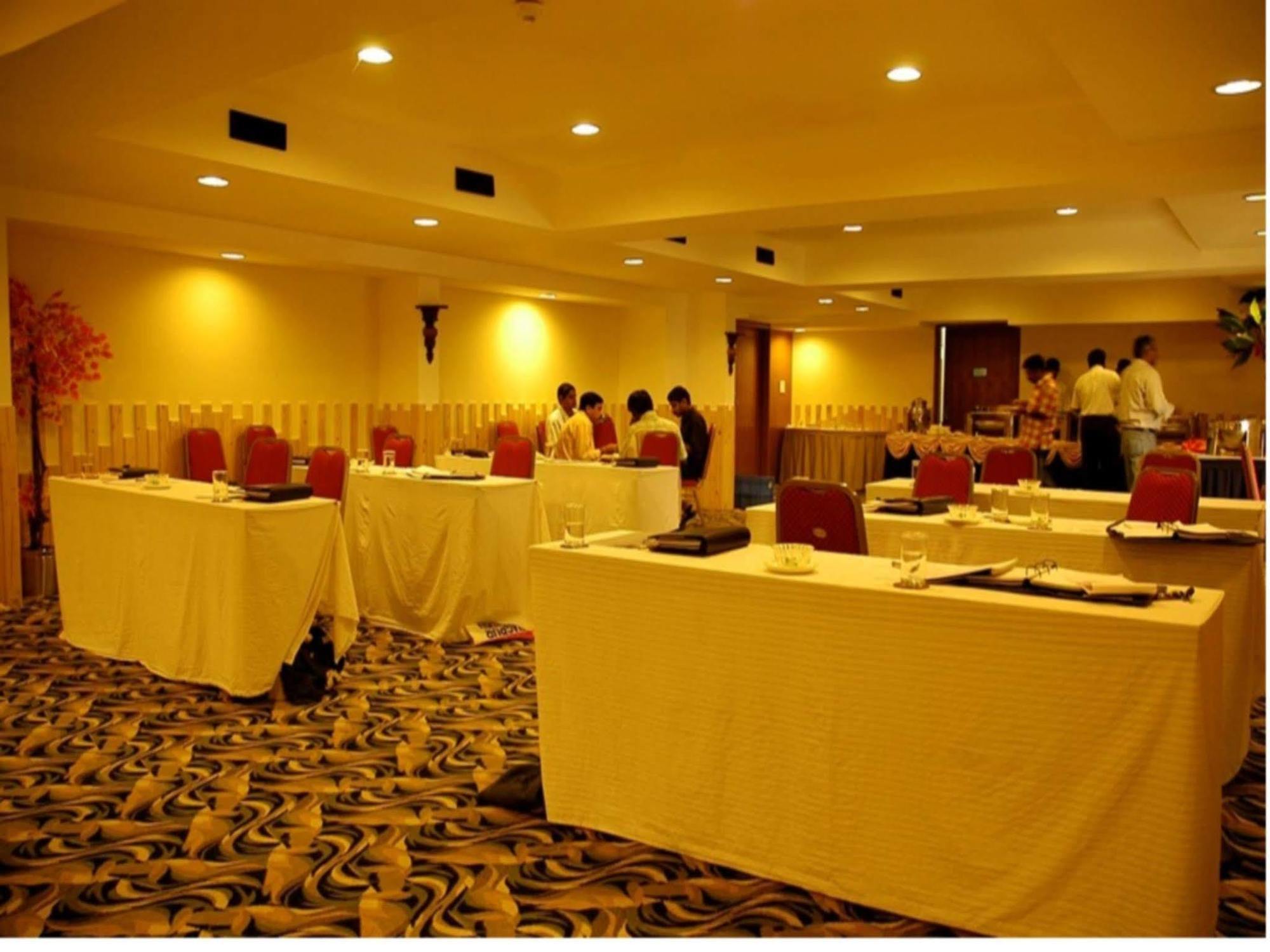 Regenta Central Deccan Chennai, Royapettah Eksteriør billede